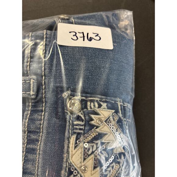 Miss Me Fleur Denim Jeans Women Sz 30x32 Blue Slim Wide Medium Wash Flap Pocket - Picture 11 of 11